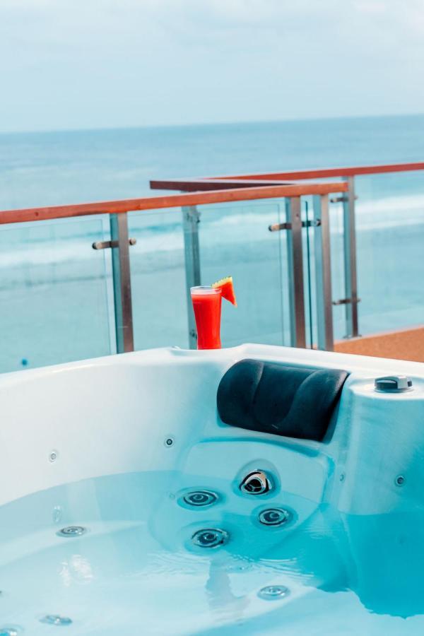 Acacia Beach Hotel هولهومالي المظهر الخارجي الصورة
